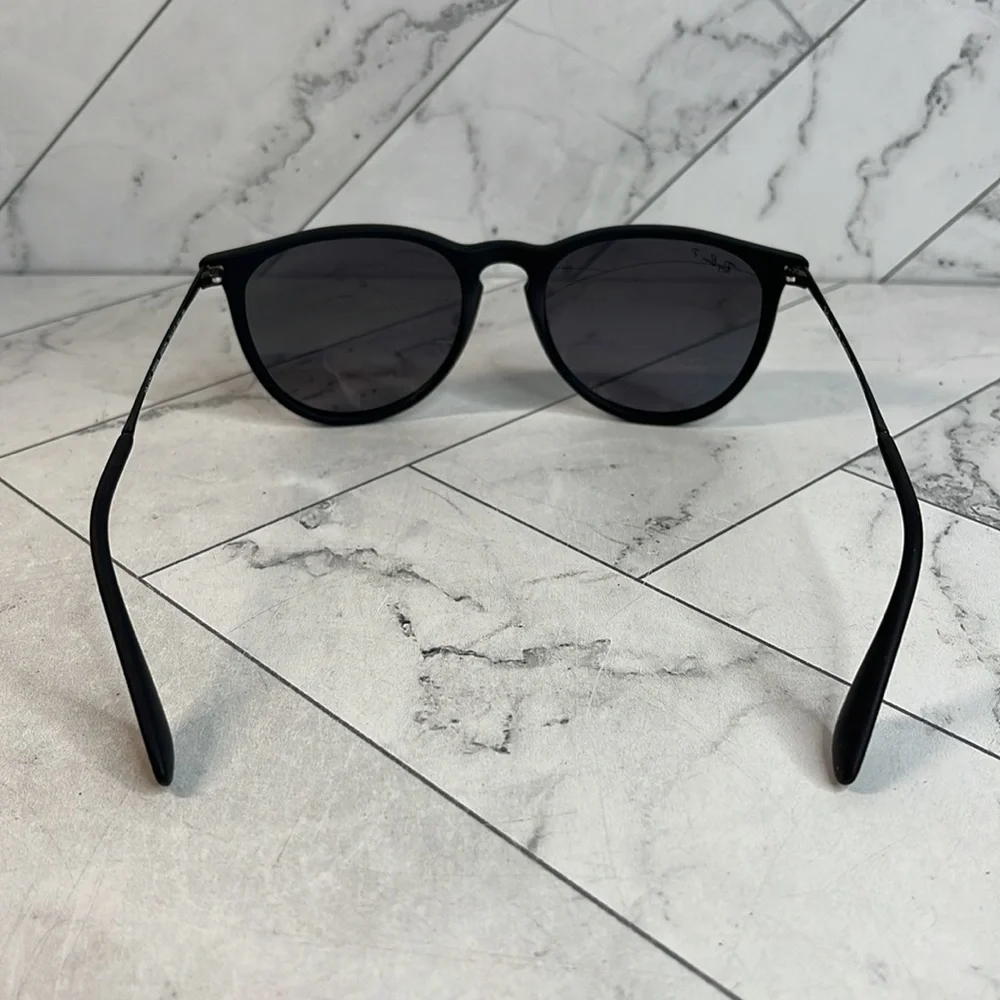 Ray-Ban Black Frame Polarized Sunglasses with Dark Gray Lenses
